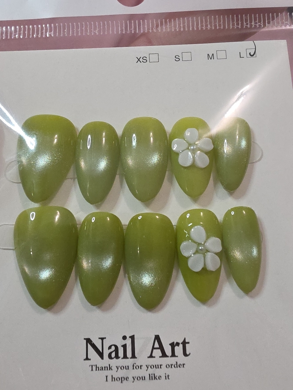 Green Pearl Press-On Nails with White Flower Accent